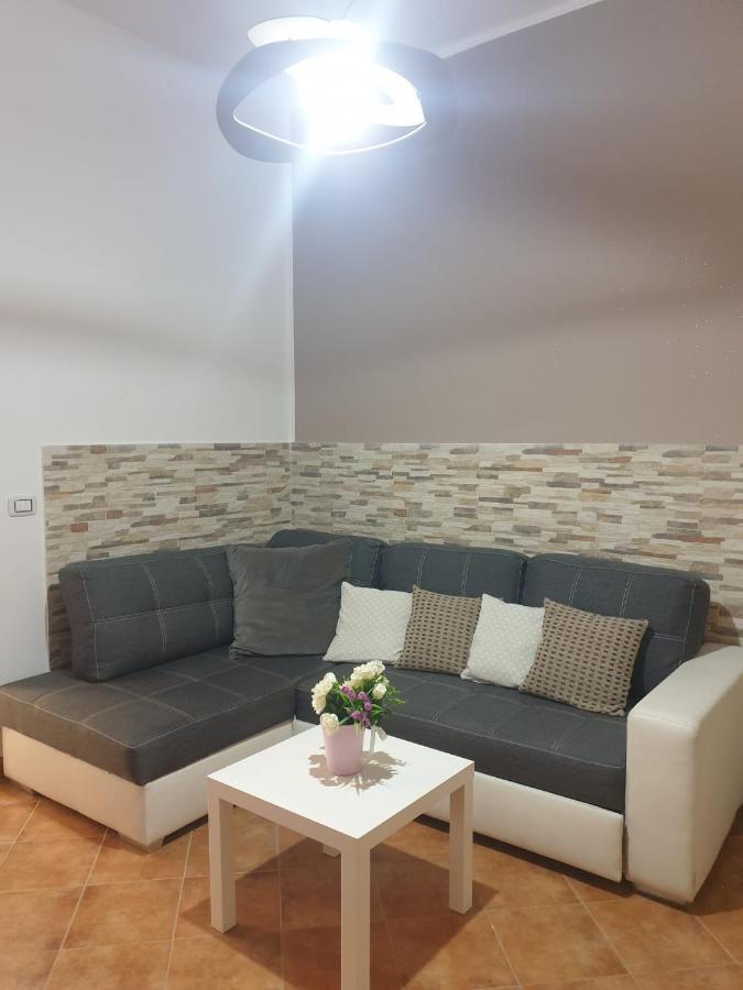 Apartment Palermo Castle Zisa Bagian luar foto